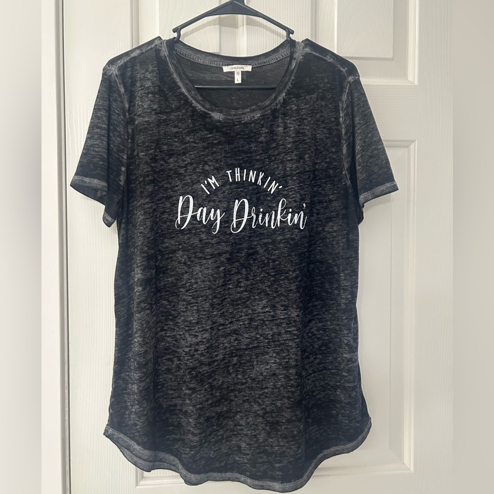 Maurices I’m Thinkin’ Day Drinkin’ Graphic Tee Size Large